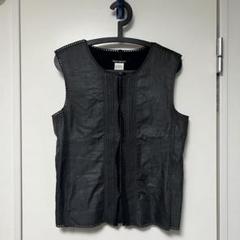 希少　ISSEY MIYAKE 黒 プリーツビスチェ　ベスト　ジレ　カットワーク 希少 ISSEY MIYAKE 黒 プリーツビスチェ ベスト ジレ カット