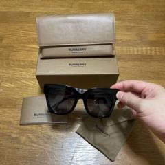 BURBERRY ブラック サングラス ケース付き BURBERRY ブラックサングラス ケース付き - メルカリ