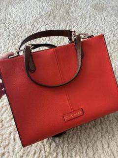 COLE HAAN 2色使いショルダーバッグ