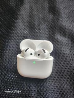 【未使用】AirPods 4 本体 ホワイト 充電ケース付き　ノイキャン有り Amazon.co.jp: Apple AirPods 4 ワイヤレスイヤホン、Bluetooth