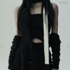 melt the lady contrast garter tops