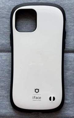 iFace iPhone13 スマホケース ホワイト　ストラップホールつき