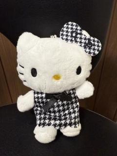 ハローキティ　マスコットチャーム　１個　千鳥格子　ファミリーマート　コラボ商品