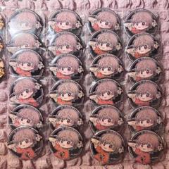 兎耳山丁子　缶バッジ　42個セット 兎耳山丁子 渋谷DISP 缶バッジセット♩ - メルカリ