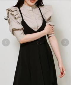 【美品】SNIDEL フリルスタンドカラーブラウスのサムネイル