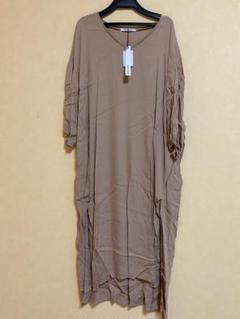 【新品・未使用】ブラウン 七分袖 ロングワンピース 春夏素材　ヤマダヤのサムネイル