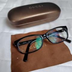 GUCCI ブラック スクエア型 メガネ