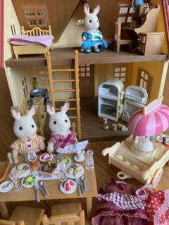 はじめてのシルバニアファミリー 家具人形キッチンつき