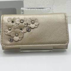⭐︎新品 未使用⭐︎ アンテプリマ マッツェット  4連キーケース 花 ゴールド 新品 未使用】 アンテプリマ マッツェット 4連キーケース 花