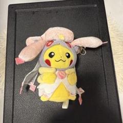 ポケモンセンター　メガディアンシー　ポンチョを着たピカチュウ ぬいぐるみ Amazon.co.jp: ポケモンセンターオリジナル ぬいぐるみ メガ