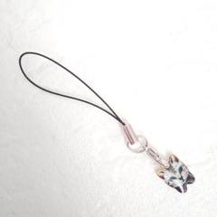 ハンドメイド】携帯ストラップ♪F22(ガラケー用猫のチャームキーホルダーネコ)