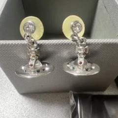 美品！Vivienne Westwood UFO型ピアス