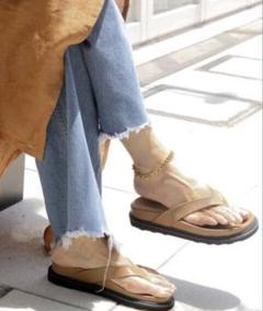 美品 カミナンド レザーサンダル トング シロ ベージュ