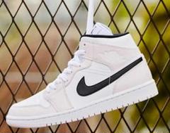 24.5㎝ NIKE WMNS AIR JORDAN 1 MID