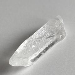 10.8g マニカラン 水晶 原石 透明 ポイント