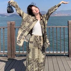新品✨ペイズリー柄レトロ♡ゆったりオーバーサイズ　セットアップ　コーデ