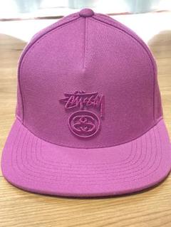 Stussy ベースボールキャップ ピンク/黒 Stussy キャップ ピンクロゴ刺繍 黒501 - メルカリ