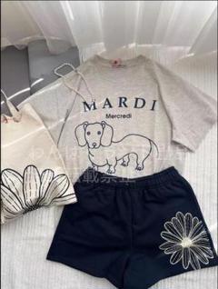 MARDI Mercredi フラワープリント Tシャツとショートパンツ