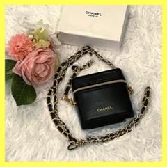 CHANEL リップケース　チェーン付き オリジナルファッション - Chanelリップケース(ノベルティ