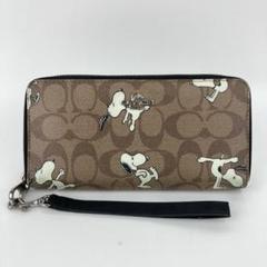 ✨新品未使用 ✨COACH コーチ 長財布 スヌーピー シグネチャー柄　お箱付き COACH コーチ 財布 新作 新品 シグネチャー スヌーピー PEANUTS