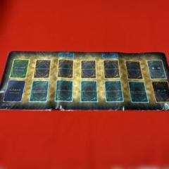 遊戯王 プレイマット ハーフサイズ 初期デザイン NEURON交換