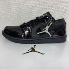 W NIKE AIR JORDAN 1 LOW SE BLACK CROC 29