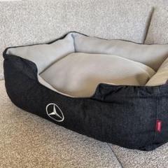 Mercedes-Benz Mandalay 犬用ベッドペット