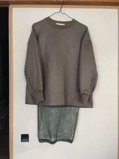 toga pullaメッシュスカートドッキングボンディングスウェット