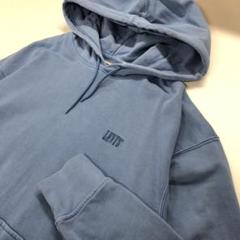 Levi's リーバイス パーカー フェードブルー メンズMのサムネイル