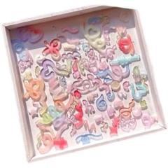 #0057シリコンモールド　デコパーツ　コンフェッティ　トレカケース　レジン
