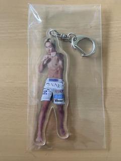朝倉未来　缶バッチ　アクリルキーホルダー Amazon.co.jp: 朝倉未来 缶バッチ アクリルキーホルダー : ホビー