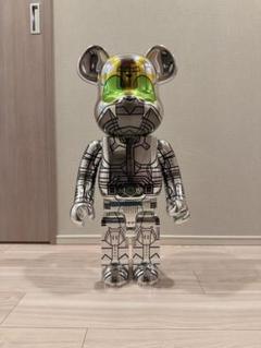 新品 BE@RBRICK 1000% シャドームーン 空山基 仮面ライダーBLACK』より、空山基デザイン版の「シャドームーン