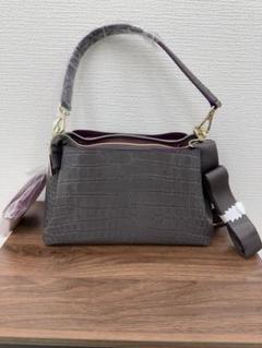 クロコダイル型押し グレーショルダーバッグ