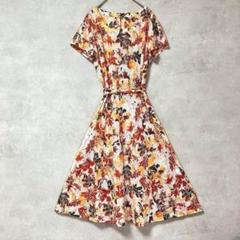 グリッツァーン　半袖ワンピース　花柄　総柄　上品　黄色　白　茶　春夏　派手色
