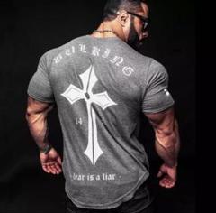 マッチョが似合う Tシャツ