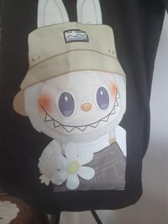 LABUBU 黒Tシャツ　Sサイズ