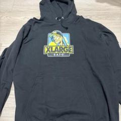 【美品】阪神タイガース 佐藤輝明選手XLARGEコラボパーカー　XL　イエロー 阪神タイガース 佐藤輝明選手 XLARGEコラボパーカーS イエロー