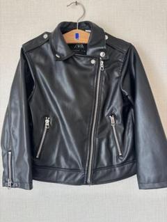 ZARA  kids ブラックレザーライダースジャケット ZARA KIDS GIRLS BLACK VEGAN LEATHER MOTTO JACKET WITH FUR