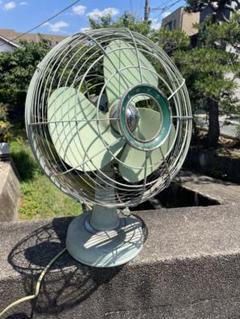 レトロ 卓上扇風機 緑色 3枚羽　Sanyo 三洋電気　アンティーク　インテリア レトロ 卓上扇風機 緑色 3枚羽 Sanyo 三洋電気 アンティーク