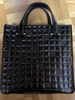CHANEL シャネル エナメルバッグ チョコバー