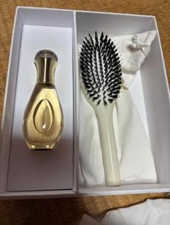 225年Dior プラチナ会員バースデーギフトヘアミストとヘアブラシ 225年Dior プラチナ会員バースデーギフトヘアミストとヘアブラシ