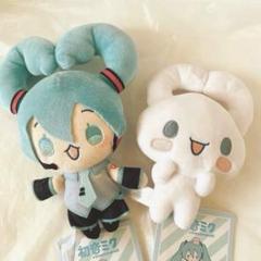 サンリオ　初音ミク×シナモロール　Mぬいぐるみ　シナモン　プライズ　非売品 初音ミク×シナモロールMぬいぐるみ“シナモロール” - Meccha Japan
