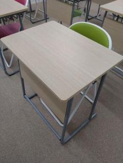 中古学習机１台 650×450mm 棚・フック付き　引取り値引名古屋市