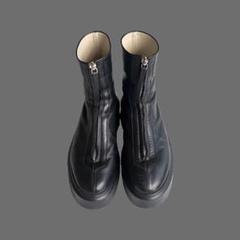 THE ROW 38 Zipped Boot Iのサムネイル