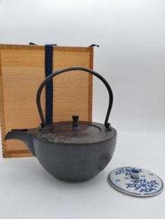 茶道具　釜師　橋本辰敏作　菊割釜　共箱　V　R7667B 2025年最新】橋本辰敏の人気アイテム - メルカリ