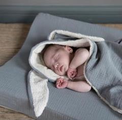 Babyshowerウサギ耳付き おくるみ グレー