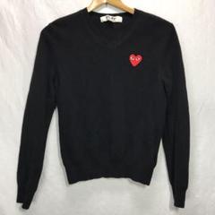 PLAY COMME des GARCONS Vネック ニット セーター - メルカリ PLAY COMME des GARCONS Vネック ニット セーター - メルカリ