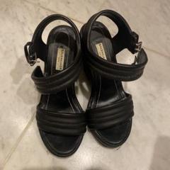 ★関送込★【BALENCIAGA 】ラウンドトゥ ウェッジ サンダル BALENCIAGA ブラック レザー ウェッジサンダル - メルカリ