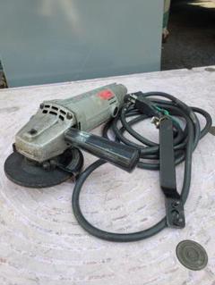 マキタ makita 9500N ディスクグラインダー 砥石付きのサムネイル