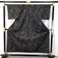 本場大島紬 横双 正絹 扇に花絣 袷 着物 U.-3619 - メルカリ